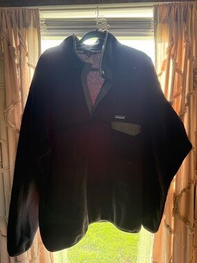 Patagonia Men’s Black Snap‑Placket Fleece Pullover